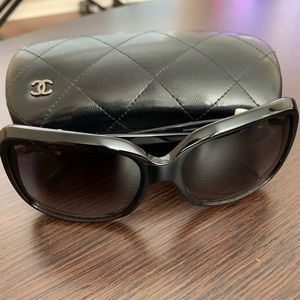 Chanel Sunglass
